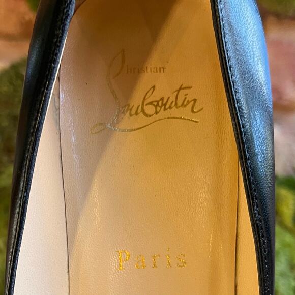 CHRISTIAN LOUBOUTIN Black Leather Pumps SZ 37 (7 US) - Picture 6 of 11